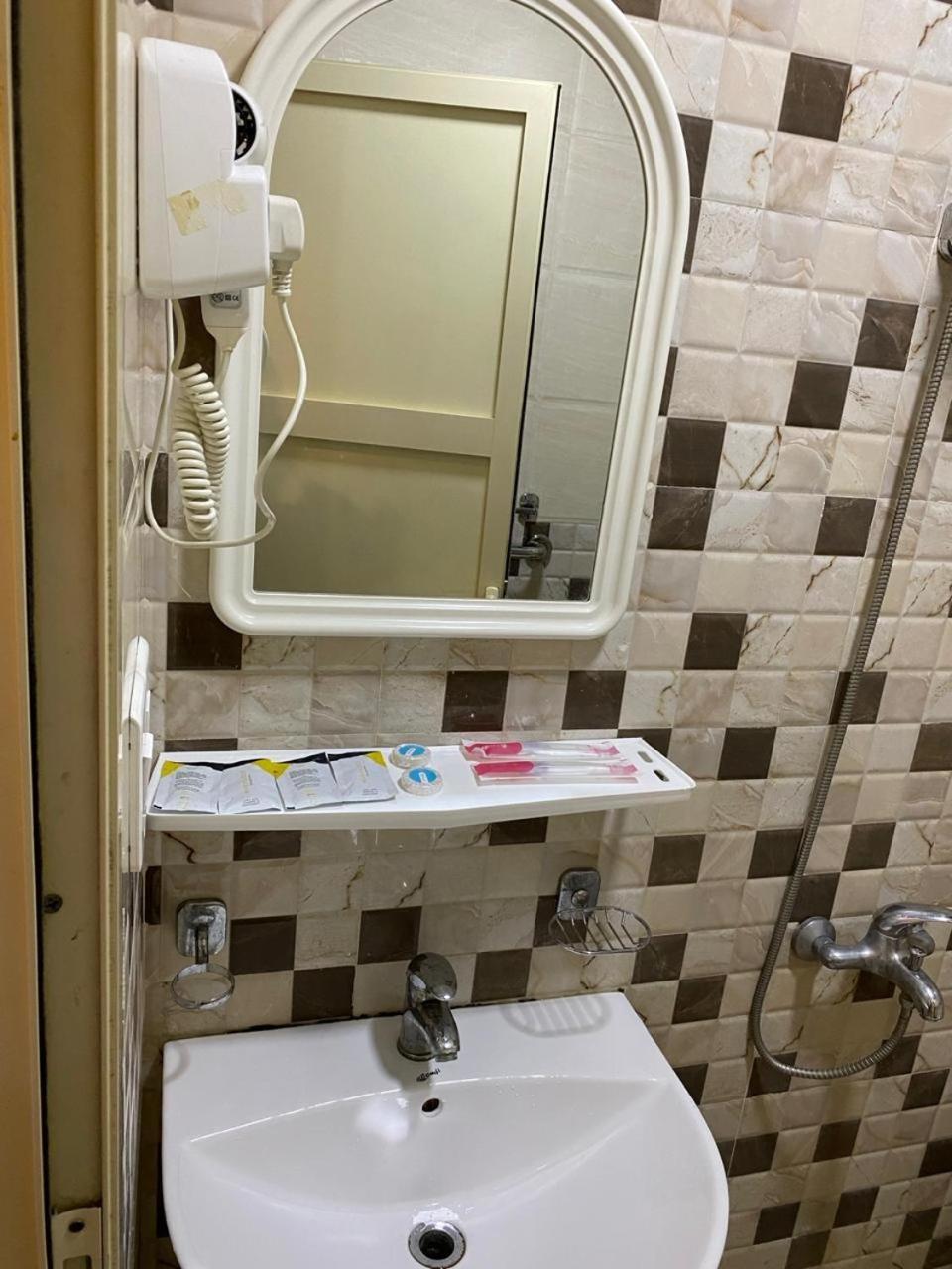 Hona Al Holm Furnished Units Hotel